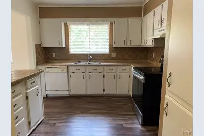 2215 Montezuma Dr, Pueblo, CO 81003 - Photo 5