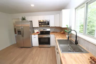 3218 Northridge Dr, Pueblo, CO 81008 - Photo 9