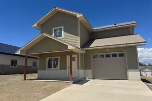 325 Camillus Ave, Trinidad, CO 81082 - Photo 1