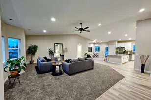 576 E Earl Dr, Pueblo West, CO 81007 - Photo 5