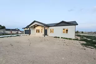 576 E Earl Dr, Pueblo West, CO 81007 - Photo 39