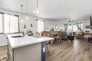 2207 Sunrise Ln, Pueblo, CO 81008 - Photo 23