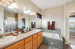 777 Woodleaf Dr, Pueblo West, CO 81007 - Photo 17
