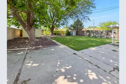 24 Purdue St, Pueblo, CO 81005 - Photo 13