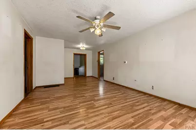 2817 7th Ave, Pueblo, CO 81003 - Photo 5