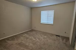 8302 Surrey Ridge Ct, Lamar, CO 81052 - Photo 17