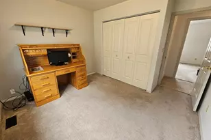 8302 Surrey Ridge Ct, Lamar, CO 81052 - Photo 9