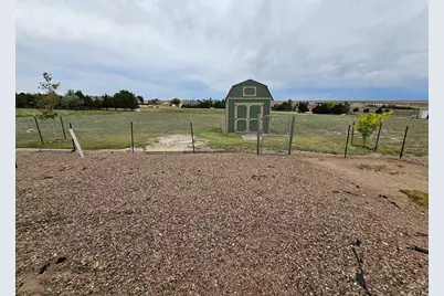 8302 Surrey Ridge Ct, Lamar, CO 81052 - Photo 19