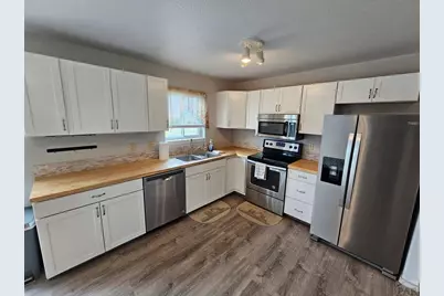 8302 Surrey Ridge Ct, Lamar, CO 81052 - Photo 5
