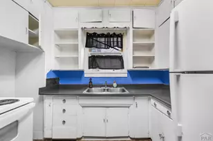 940 Elm St, Pueblo, CO 81004 - Photo 9