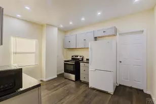 1715 W 16th St, Pueblo, CO 81003 - Photo 5