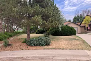 700 Lois Ln, Rocky Ford, CO 81067 - Photo 3