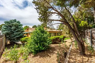14 Oakbridge Dr, Pueblo, CO 81001 - Photo 37
