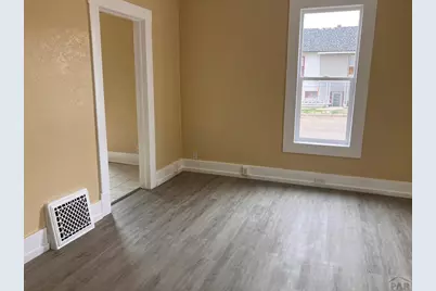 402 Lincoln Ave, La Junta, CO 81050 - Photo 5
