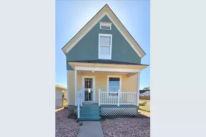 402 Lincoln Ave, La Junta, CO 81050 - Photo 1