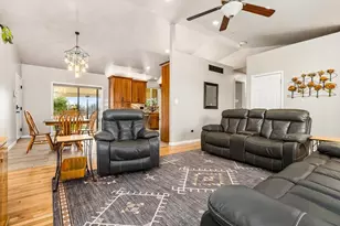 1112 E Ivory Dr, Pueblo West, CO 81007 - Photo 5