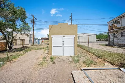 605 W 8th St, Pueblo, CO 81003 - Photo 17