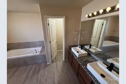 5824 Mark Twain Ln, Pueblo, CO 81008 - Photo 9