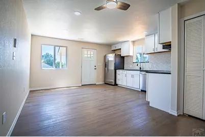 1605 E 10th St, Pueblo, CO 81001 - Photo 11