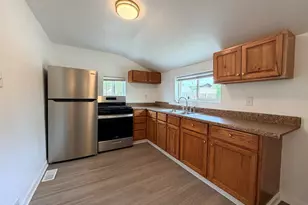 1111 E 6th St, Pueblo, CO 81001 - Photo 7