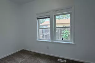 1111 E 6th St, Pueblo, CO 81001 - Photo 9