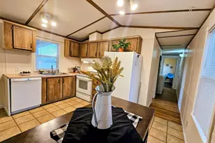 361 E Byrd Dr, Pueblo West, CO 81007 - Photo 9