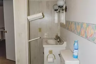 10 Oxford St, Pueblo, CO 81005 - Photo 17