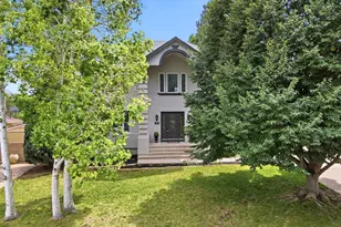 26 Altadena Dr, Pueblo, CO 81005 - Photo 1