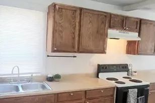 1221 E Abriendo Ave, Pueblo, CO 81004 - Photo 3