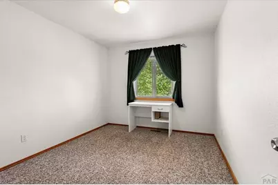 1702 Kingsroyal Blvd, Pueblo, CO 81005 - Photo 21