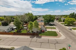 1702 Kingsroyal Blvd, Pueblo, CO 81005 - Photo 31