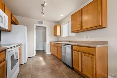 3222 W 18th St, Pueblo, CO 81003 - Photo 15