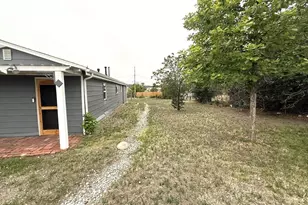 310 E Strong Ave, Trinidad, CO 81082 - Photo 15