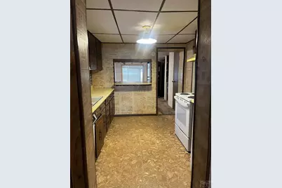 1806 E 3rd St, Pueblo, CO 81001 - Photo 11