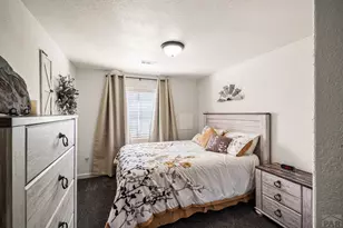 1095 W Broken Bow Dr, Pueblo West, CO 81007 - Photo 29