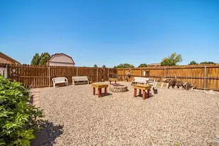 1095 W Broken Bow Dr, Pueblo West, CO 81007 - Photo 37