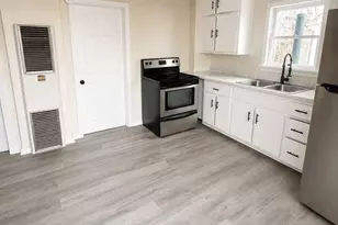 706 Topeka Ave, Pueblo, CO 81006 - Photo 11