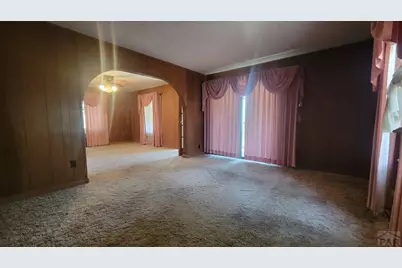 608 W 4th St, Walsenburg, CO 81089 - Photo 9