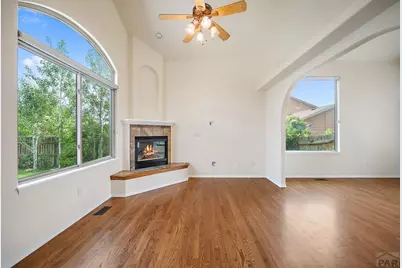 2011 Sundance Dr, Pueblo, CO 81008 - Photo 7