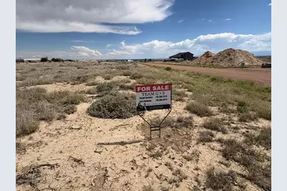 1712 E Mint Court, Pueblo West, CO 81007 - Photo 3