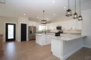 1009 S Oak Valley Dr, Pueblo West, CO 81007 - Photo 15