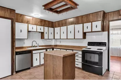 806 W 22nd St, Pueblo, CO 81003 - Photo 13