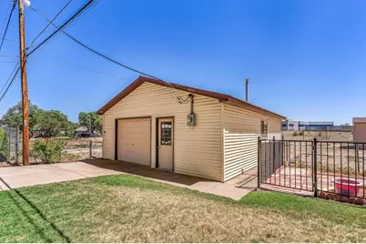 806 W 22nd St, Pueblo, CO 81003 - Photo 35