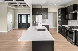 379 S Siesta Dr, Pueblo, CO 81007 - Photo 9
