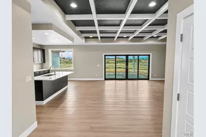 379 S Siesta Dr, Pueblo, CO 81007 - Photo 3