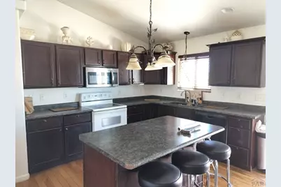 523 E Hahns Peak Ave, Pueblo West, CO 81007 - Photo 3