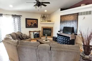 523 E Hahns Peak Ave, Pueblo West, CO 81007 - Photo 7