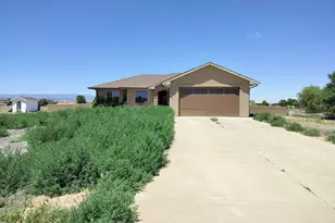 523 E Hahns Peak Ave, Pueblo West, CO 81007 - Photo 1