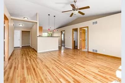 837 S McCoy Dr, Pueblo West, CO 81007 - Photo 3