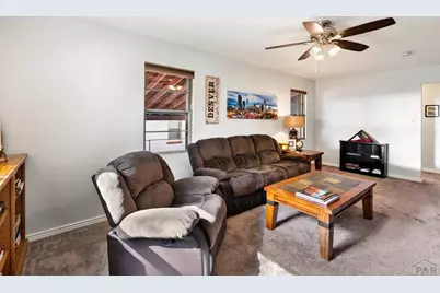 912 Madison St, Canon City, CO 81212 - Photo 11